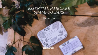 DAVINES LOVE SMOOTH SOLID SHAMPOO BAR FOR SMOOTHING COARSE OR FRIZZY HAIR 100G